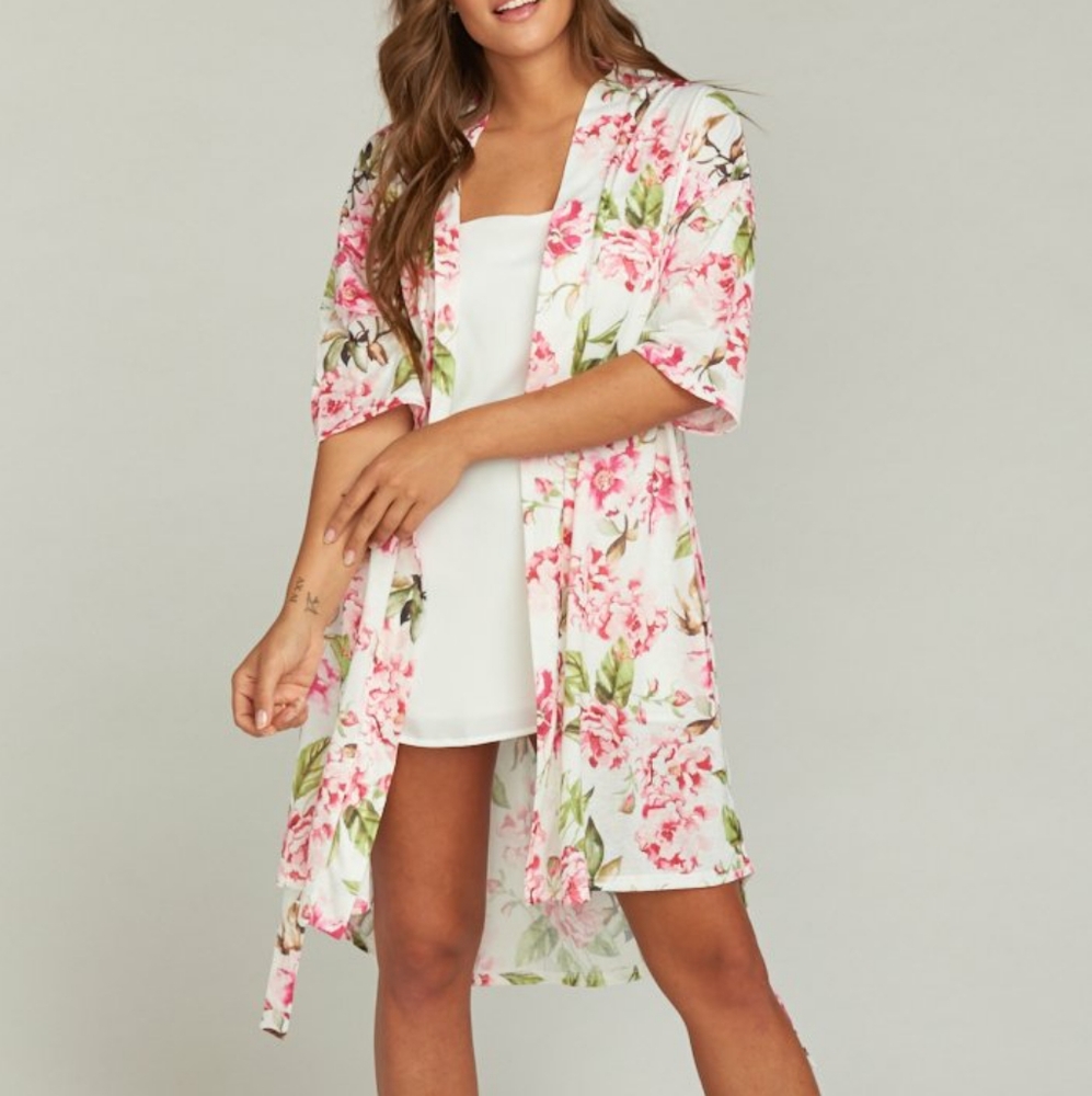 Show me your mumu floral robe O/S *R